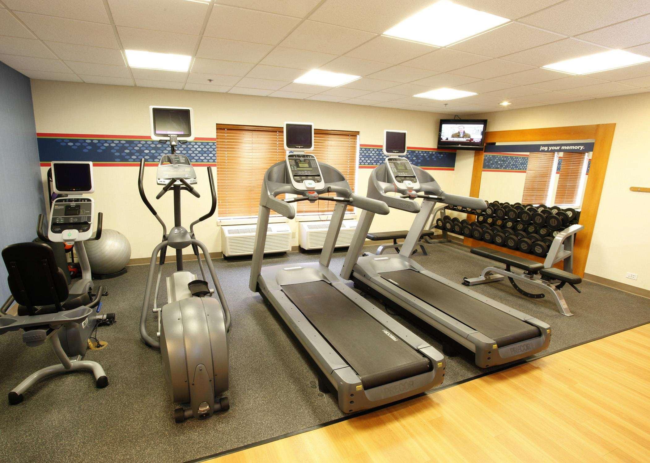 Hampton Inn Рокфорд Удобства фото
